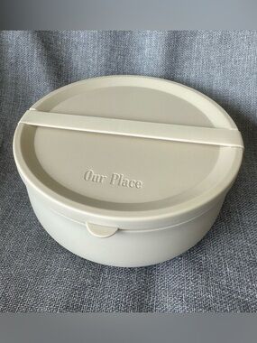 Our Place On-The-Go Silicone Wander Food Storage Bowl